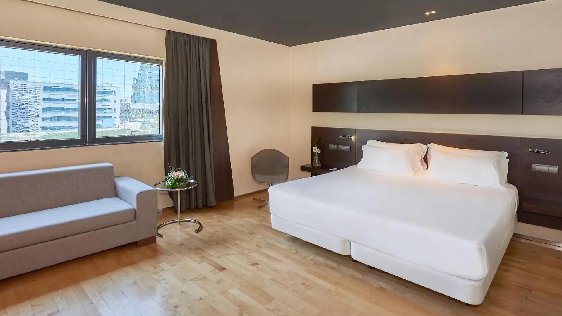Nh Madrid Las Tablas Hotel